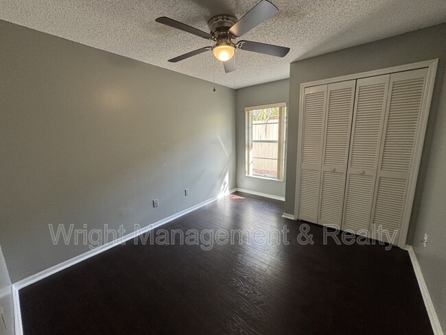 Building Photo - 12034 Stone Crossing Cir