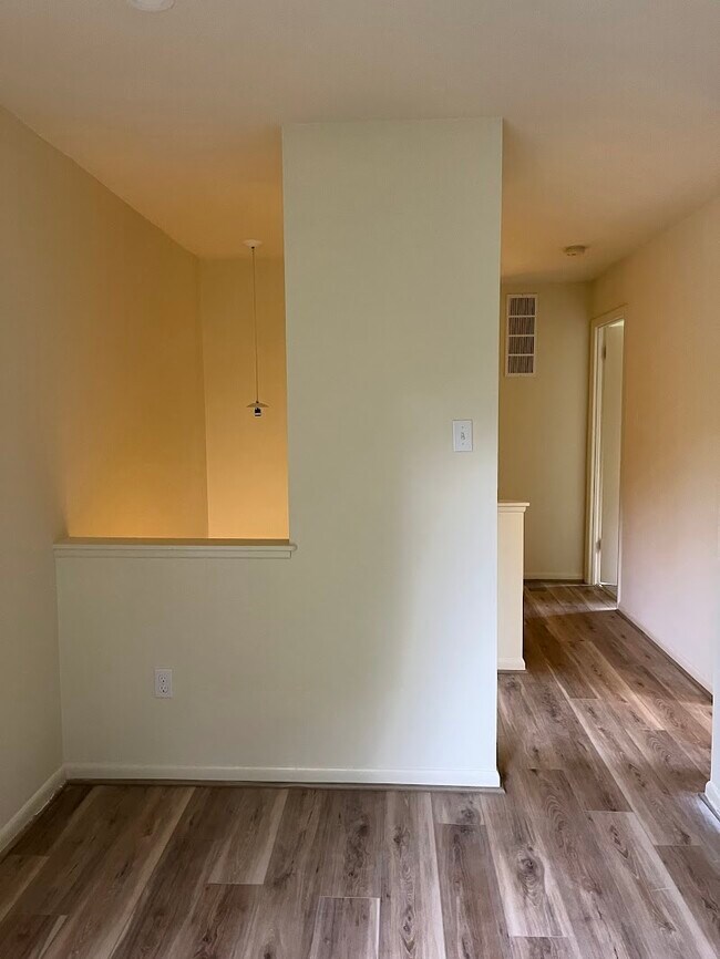 Building Photo - 515 Welsh Rd