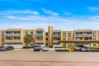 Building Photo - 3030 Suncrest Dr