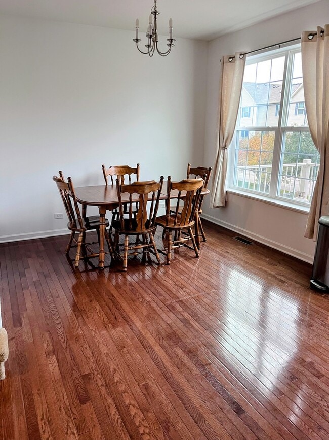 Building Photo - 434 Town Center Blvd