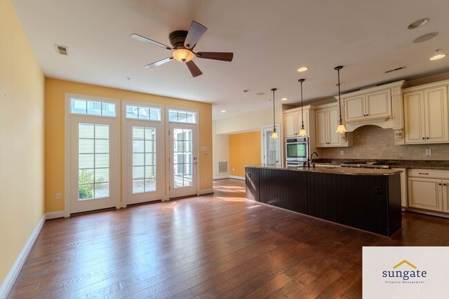 Building Photo - 11227 Terrace Ln