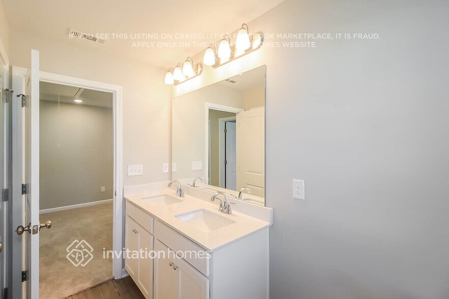 Building Photo - 7139 Brushwood Bnd