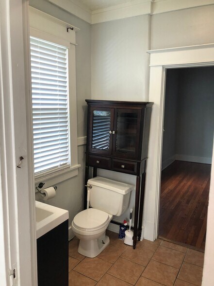 Building Photo - 1047 Fleece Pl