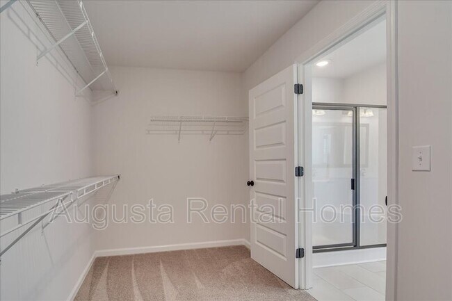 Building Photo - 528 Fermoy Ln