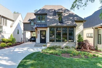 Building Photo - Extrordinary 4BD, 4.5BA Raleigh Home in an...