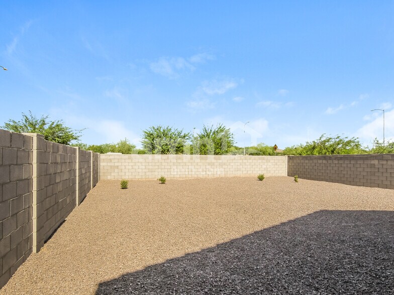 Building Photo - 4536 S 98th Ln