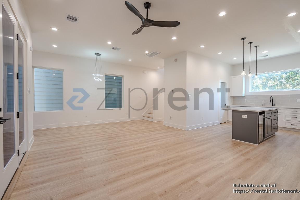 Building Photo - 2852 Cline St