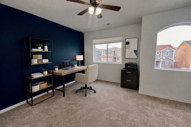 Building Photo - Gorgeous 4 Bedroom Home close to Peterson!