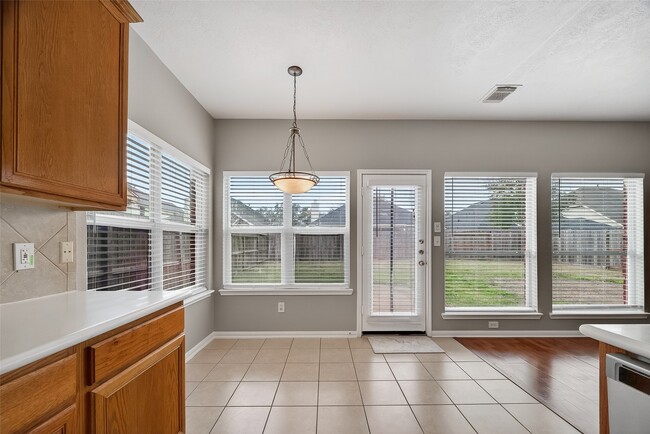 Building Photo - 2914 Laurel Brook Ln