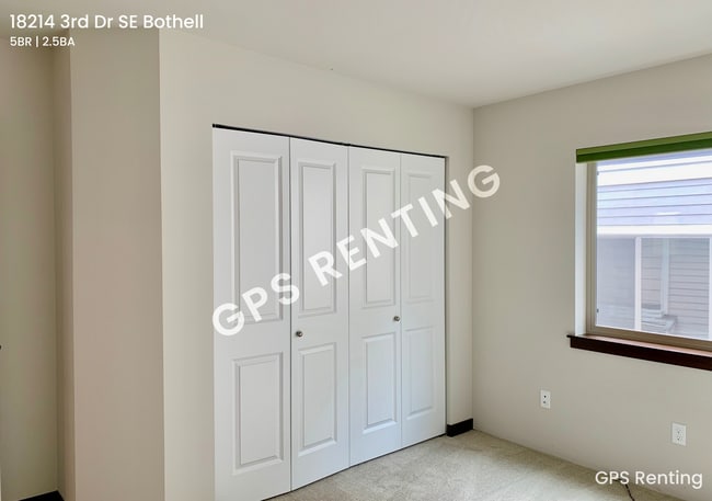 Building Photo - 18214 3rd Dr SE