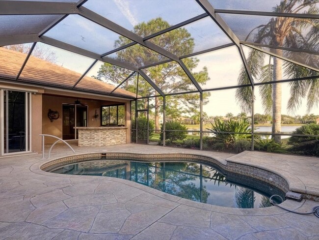 Building Photo - 16806 5th Terrace NE