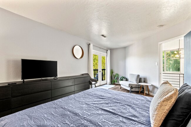 Building Photo - 2255 Sidewinder Dr