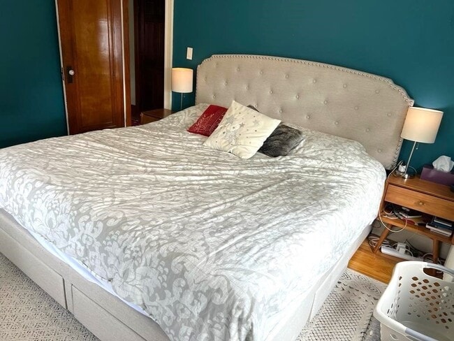 Building Photo - 5 Glenmont Rd