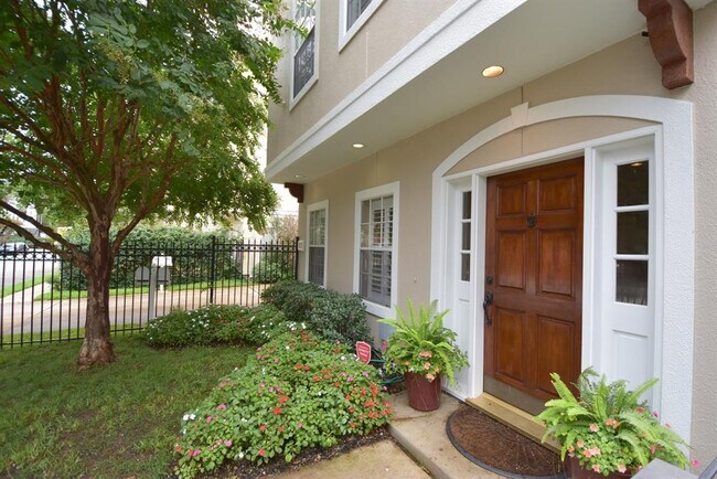 Building Photo - 5237 Gibson St