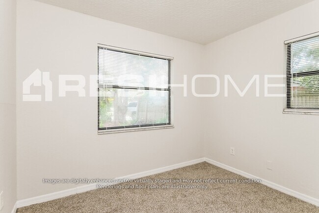 Building Photo - 2228 Messina Ave