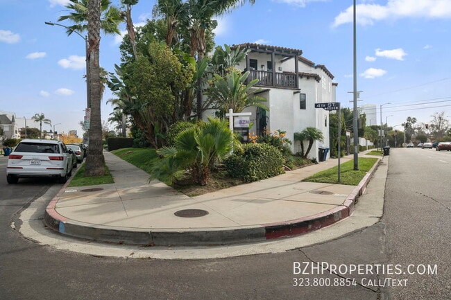 Building Photo - 8014 4th St