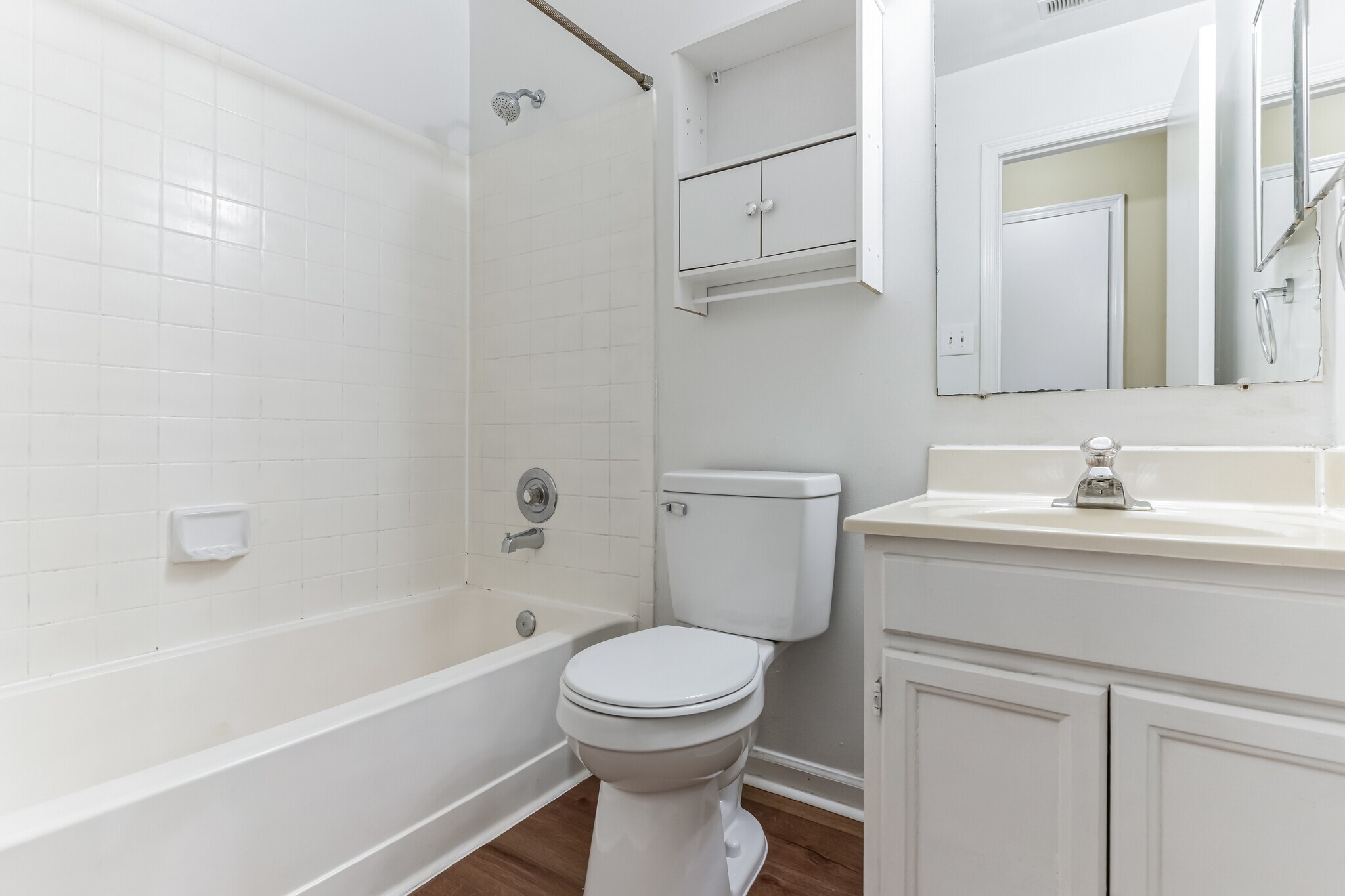 Building Photo - 15606 Traverser Ct