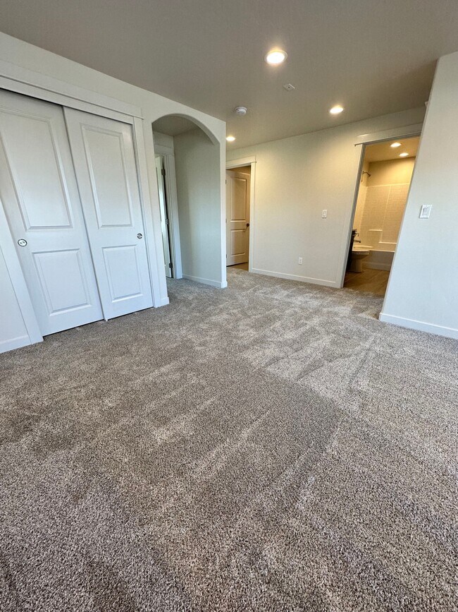 Building Photo - 10469 W Royal Fern Ct