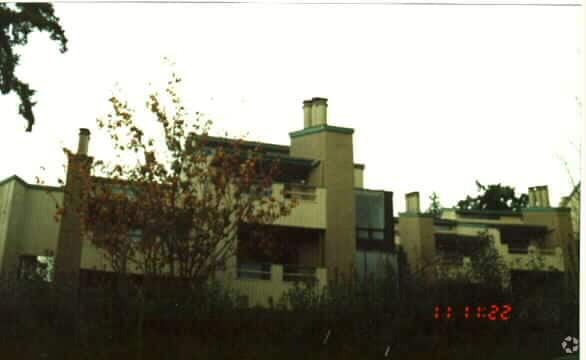 Primary Photo - Waterford Condominiums