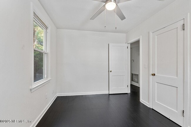 Building Photo - 431 W 62nd St
