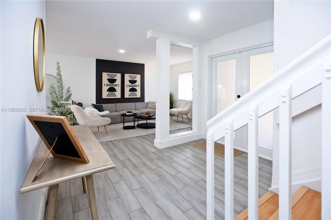 Building Photo - 3149 NW 71st Ave