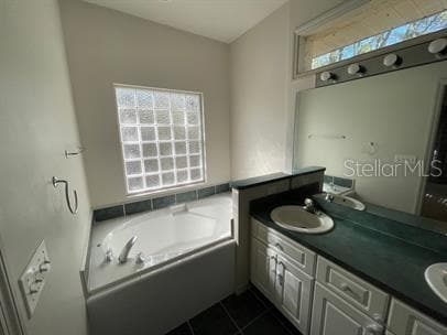 Building Photo - 4508 NW 37th Terrace