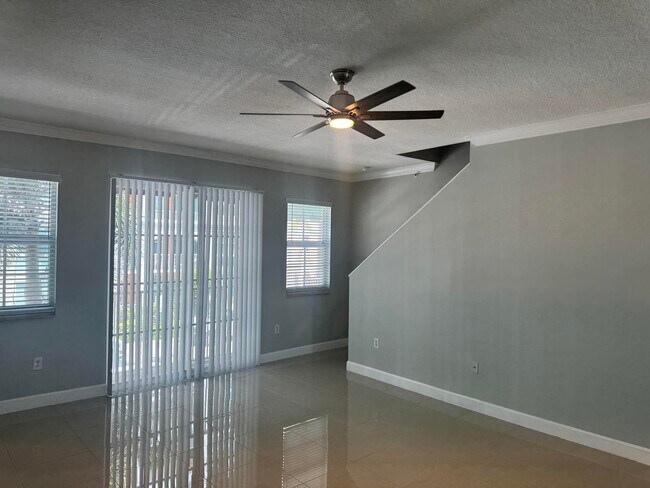 Building Photo - 356 Moorings Dr