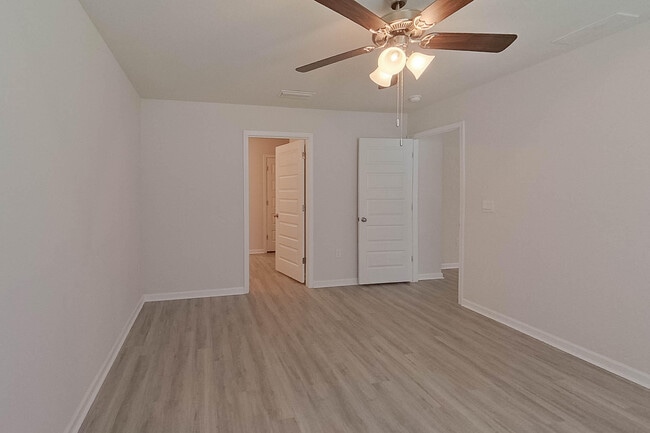 Building Photo - 4702 Malay Cir