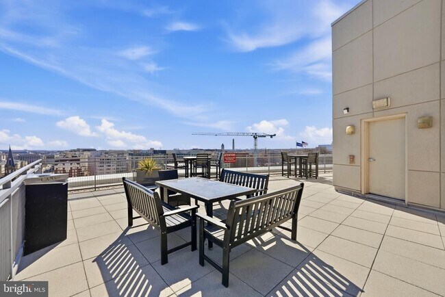 Building Photo - 555 Massachusetts Ave NW