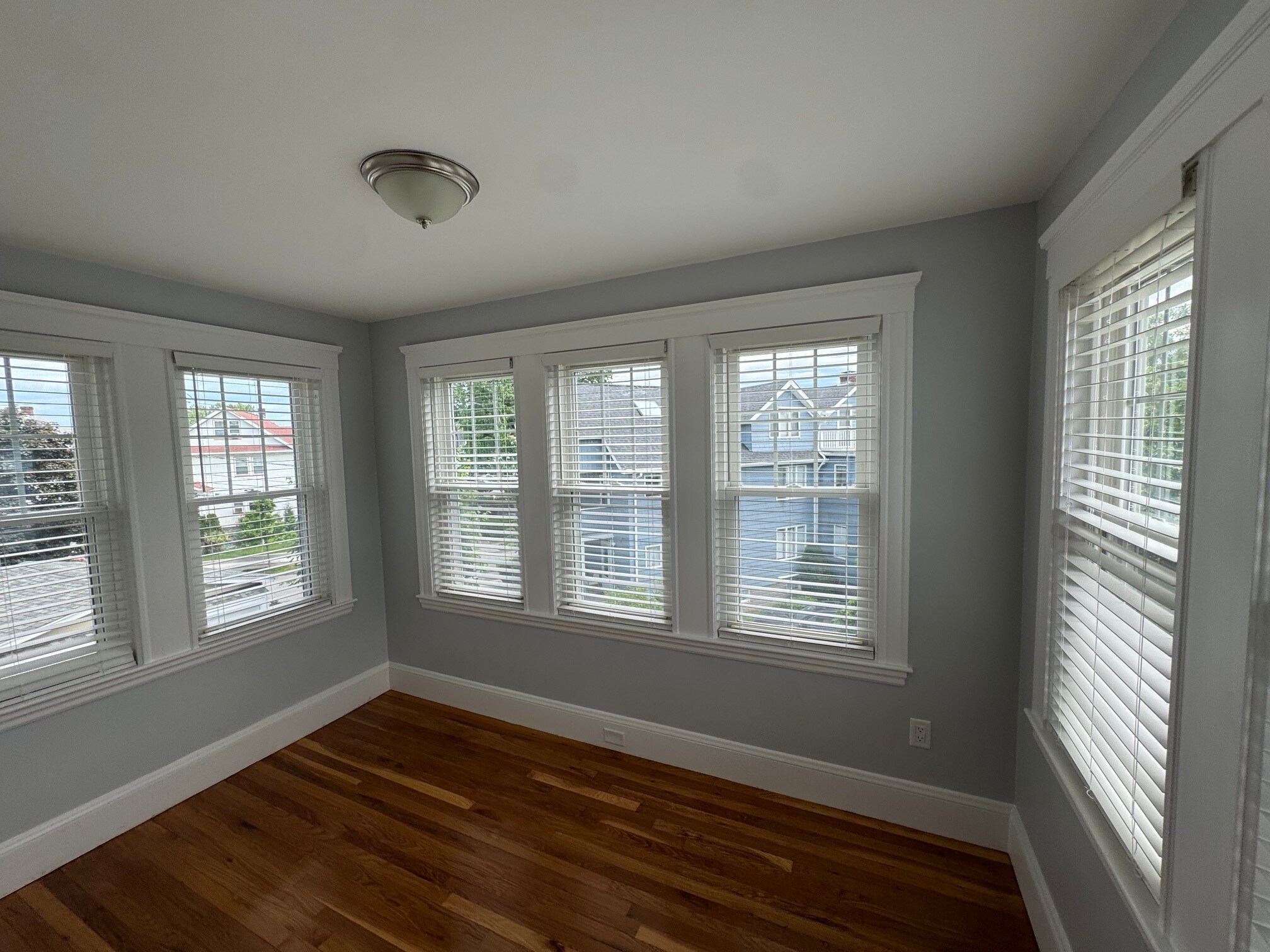 Building Photo - 61 Templeton Pky