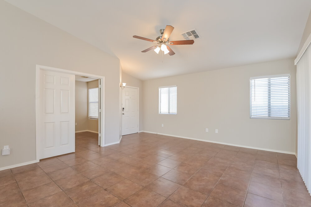 Building Photo - 7103 S Providence Dr