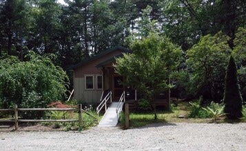 Building Photo - 291 Leamon Dr