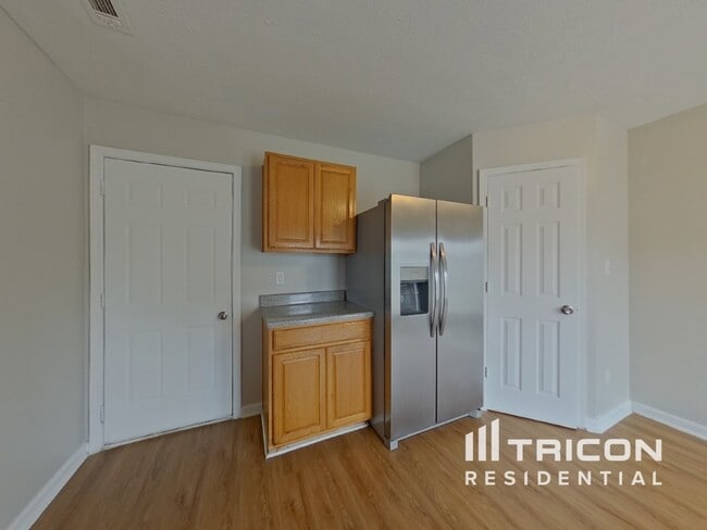 Building Photo - 1740 Courtyard Ln