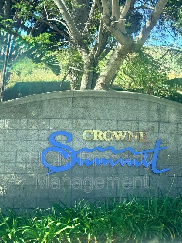 Building Photo - 827 S Shanada Ct