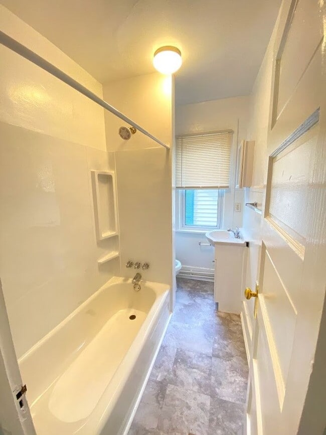 Building Photo - 557-559 3rd Street