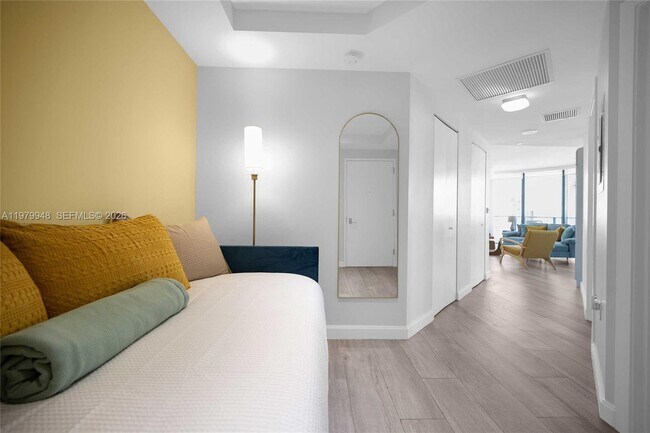 Building Photo - 55 SW 9th St