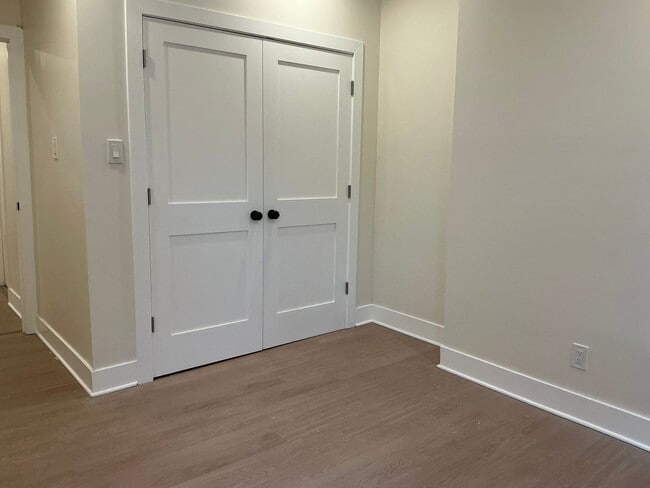 Building Photo - Refine Tyler Realty LLC