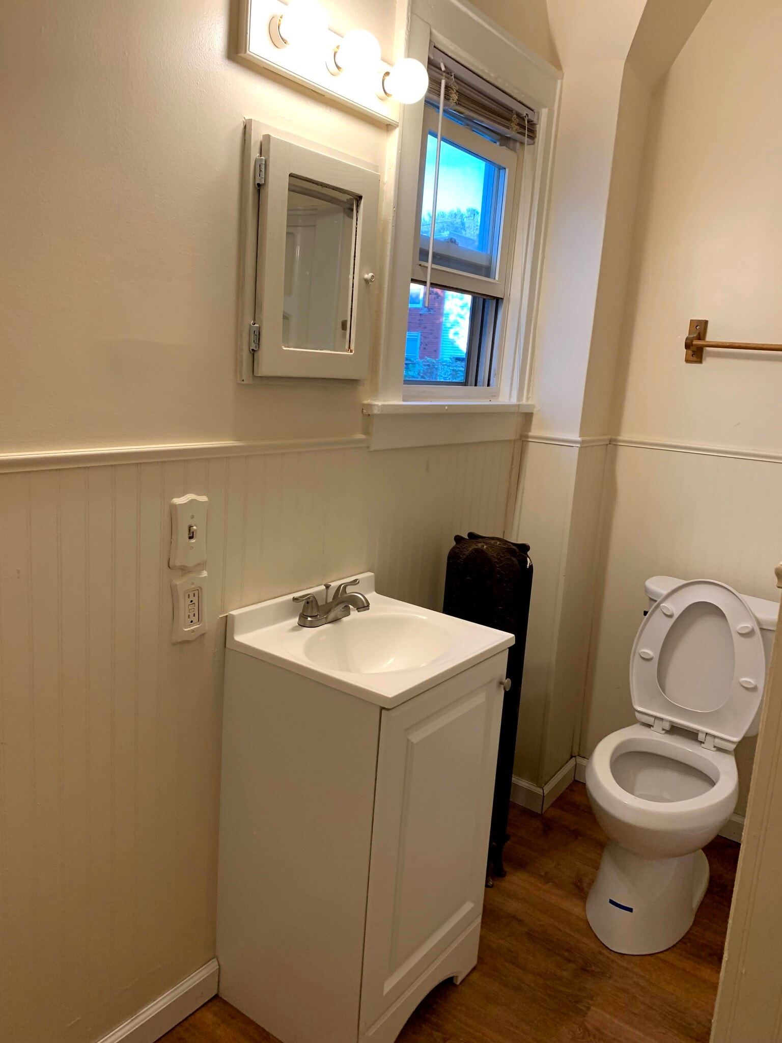 Building Photo - 49 13th St