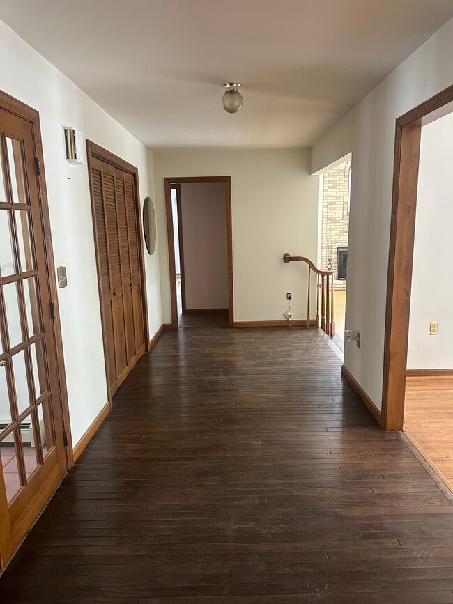 Building Photo - 651 Aldrich Rd