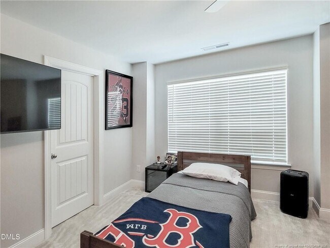 Building Photo - 542 Glenwyck Ct