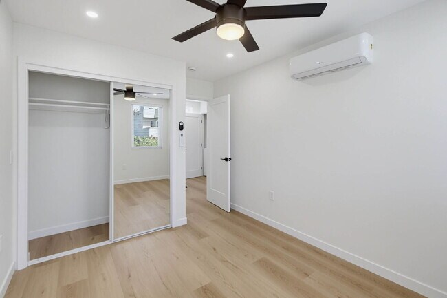 Building Photo - New Construction with Private Patio Walking Distance to Mission Bay