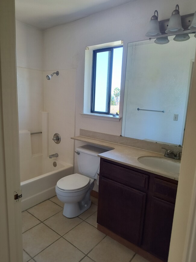 Building Photo - 2729 Coltwood Dr