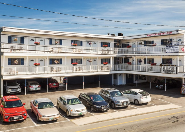 Building Photo - 147 Ashworth Ave