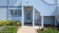Building Photo - 608 Beach Park Ln