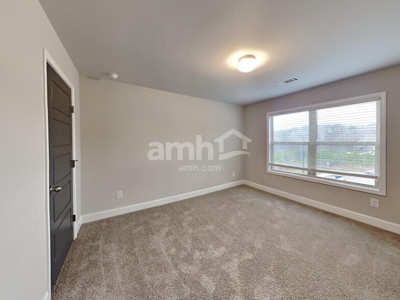 Building Photo - 1811 Rnch Vw Dr