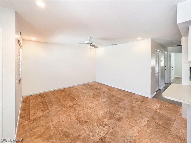 Building Photo - 610 SW 47th Terrace