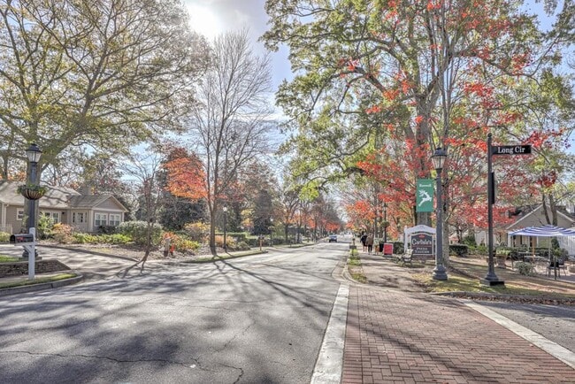 Building Photo - 529 Warm Springs Cir