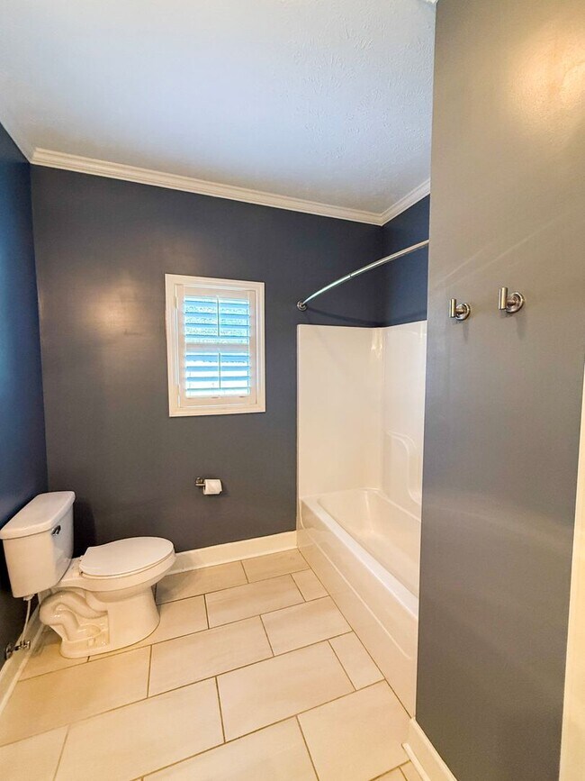 Building Photo - Beautifully Designed Home with Luxury Features – $2,400/Month