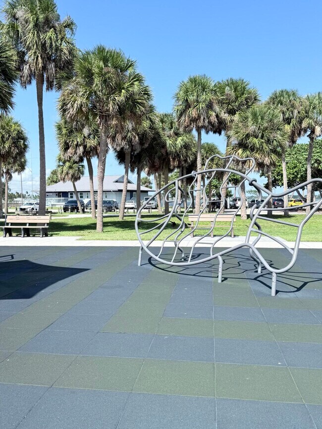 Building Photo - 3364 Jefferson St