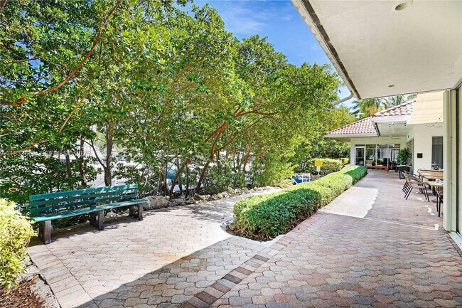 Building Photo - 3530 Mystic Pointe Dr